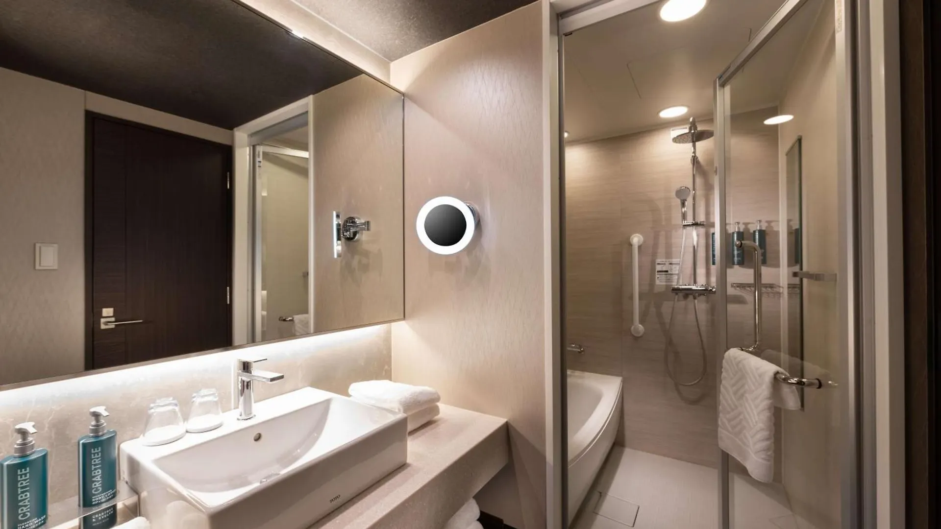 מלון Doubletree By Hilton Kyoto Station