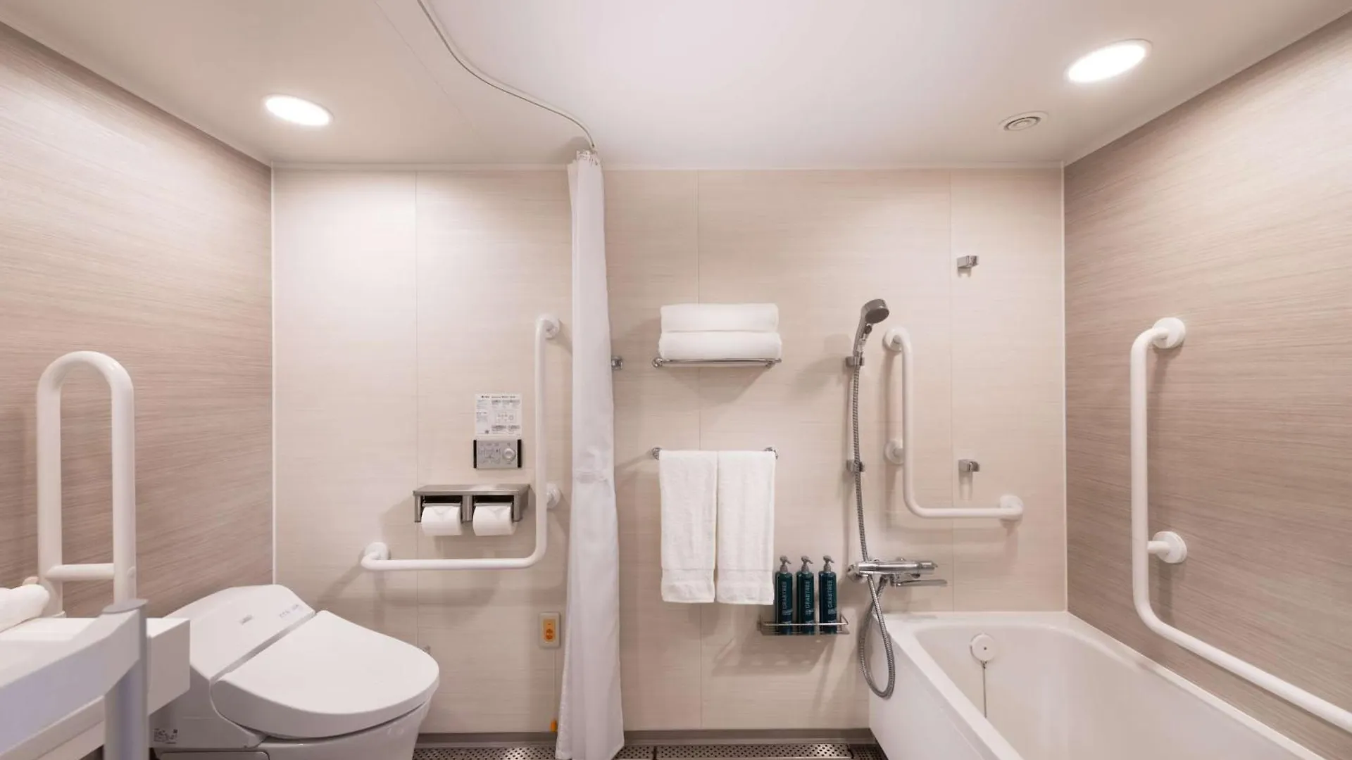 ****  מלון Doubletree By Hilton Kyoto Station יפן