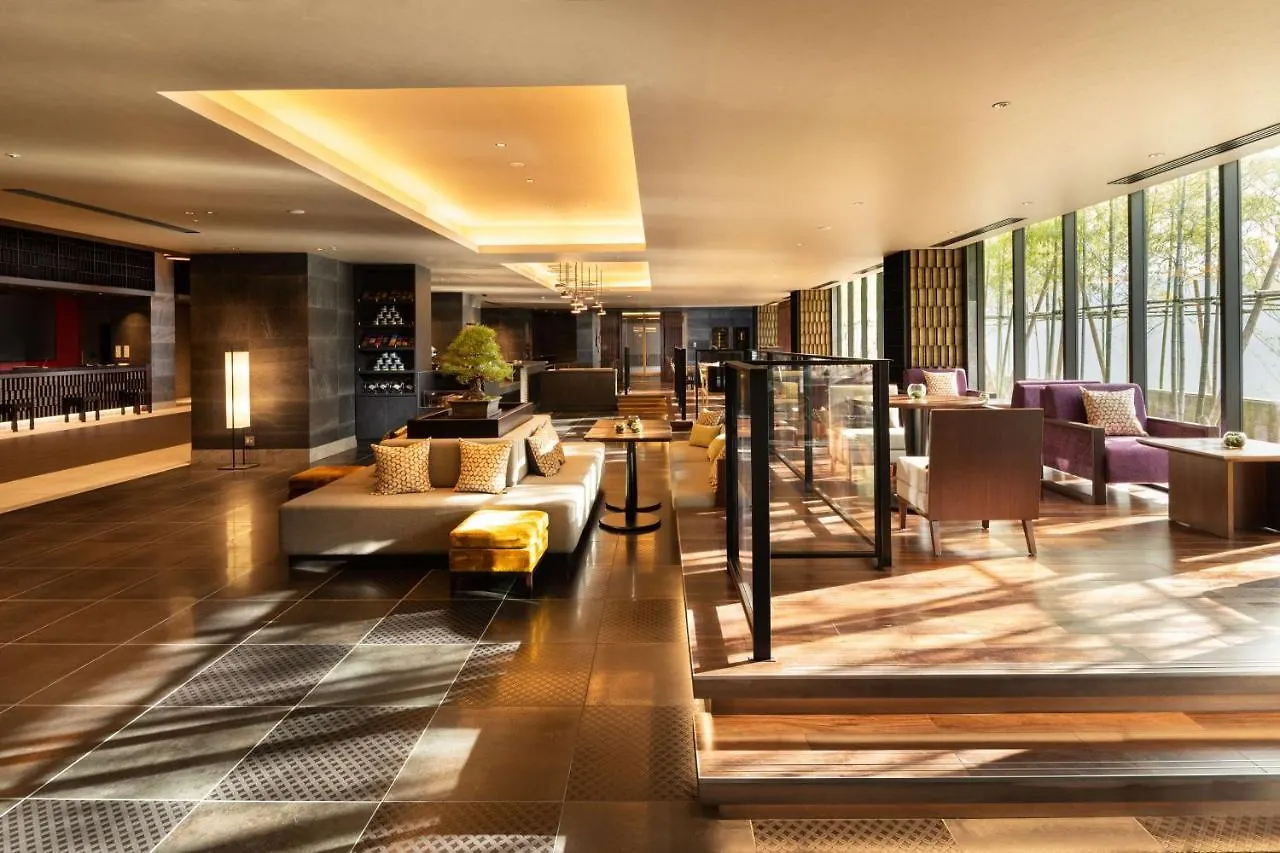 מלון Doubletree By Hilton Kyoto Station